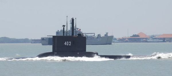 Indonesia encontró al submarino desaparecido partido en pedazos en el fondo del mar: los 53 tripulantes están muertos