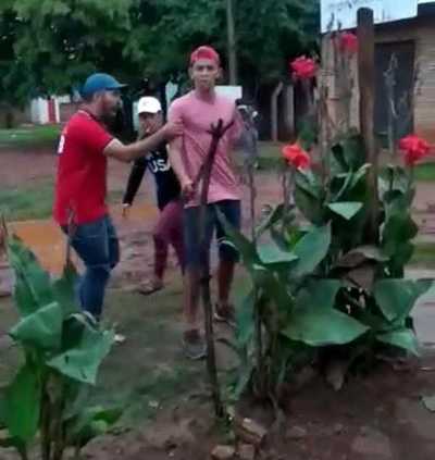 Una turba ataca a familia en Ciudad del Este - La Clave