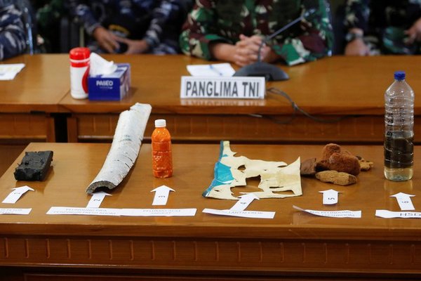 Indonesia encontró al submarino desaparecido, partido en pedazos en el fondo del mar