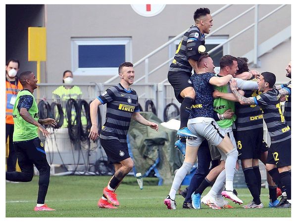 Inter vence con gol de Darmian y tiene medio 'Scudetto'