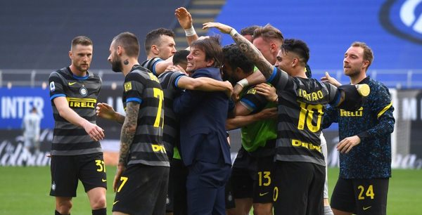 Versus / Inter a un paso del título y Juventus arriesga boleto a Champions