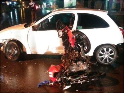 Automovilista mata a motociclista y se da a la fuga en PJC