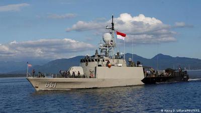 Hallan submarino desaparecido en Indonesia