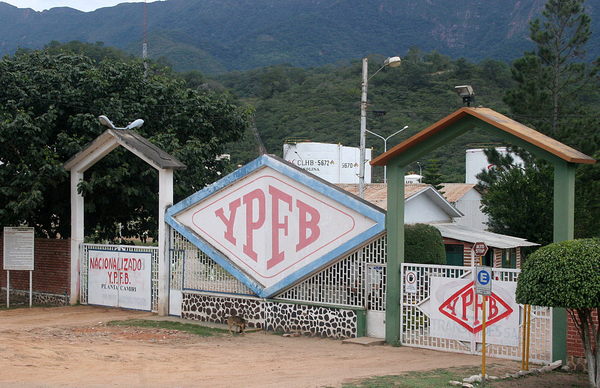 La estatal YPFB inicia la perforación de un pozo en el este de Bolivia - MarketData