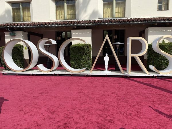 La alfombra roja más vacía de los Premios Oscar protagoniza la previa