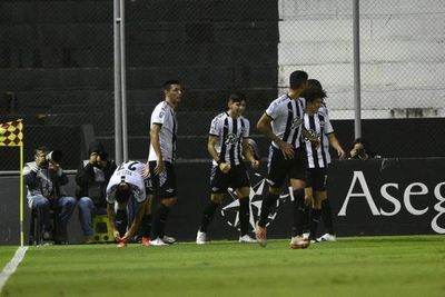 Libertad-Nacional [Minuto a minuto] - Fútbol - ABC Color