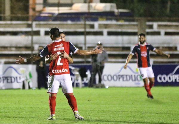 No falla y sigue en la pelea | OnLivePy