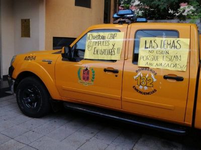 Bomberas exigen justicia por casos de acoso