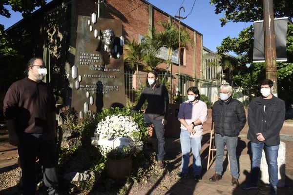 Recuerdan a Santiago Leguizamón y piden justicia - Nacionales - ABC Color