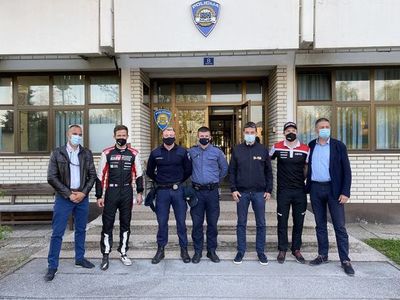 Sébastien Ogier, multado por ocasionar un accidente - Automovilismo - ABC Color