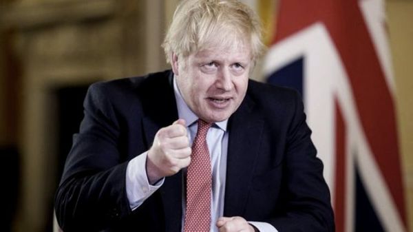 Boris Johnson se enfrenta a nuevas filtraciones en medio de una ola de escándalos