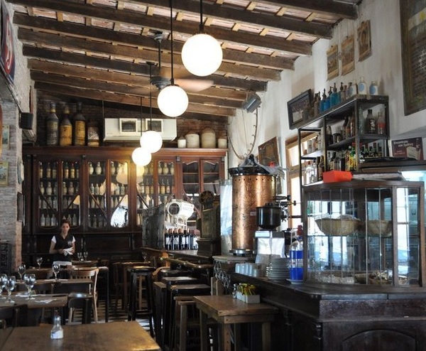 Propietarios de bares anuncian movilización para esta tarde