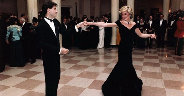 John Travolta aún se emociona al recordar su baile con Diana de Gales: “Fue como un cuento de hadas” - SNT