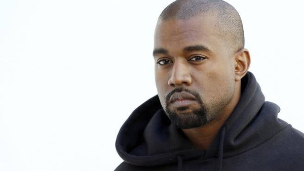Diario HOY | Zapatillas deportivas de Kanye West vendidas en 1,8 millones baten récord