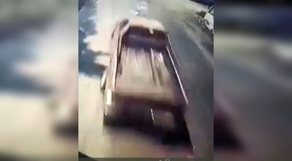 Diario HOY | Joven es arrollado por su tío y se encuentra en estado grave