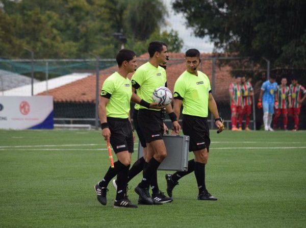 Jueces de la cuarta jornada - Fútbol de Ascenso de Paraguay - ABC Color