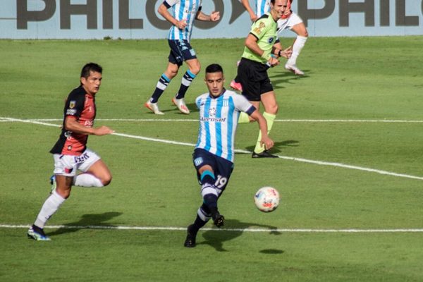 En Argentina solicitan que restricciones incluyan al fútbol | OnLivePy