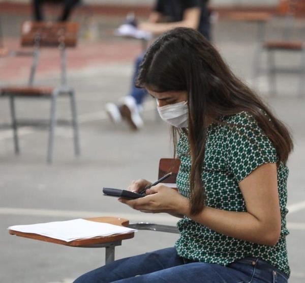 Publican listado de postulantes habilitados para exámenes a becas Itaipu-Becal – Prensa 5