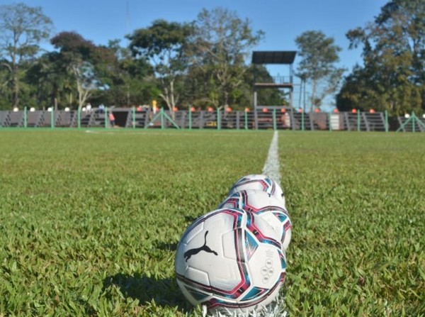 Las vestimentas para la fecha 4 - APF