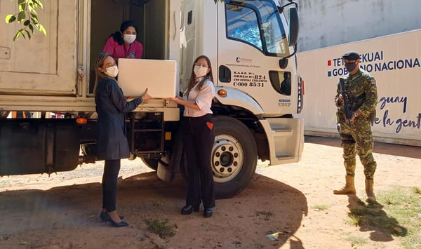 Llegaron 7.800 dosis de vacunas anti Covid al almacén de la V Región Sanitaria - Noticiero Paraguay