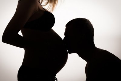 Hombre demanda a su exnovia para evitar que aborte: “Sólo quiero darle la posibilidad de vivir a mi hijo”