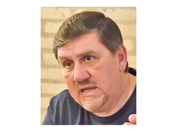 Llano acusa a Nicanor de “chantajista”