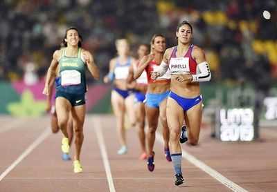 Con equipo del Sudamericano - Polideportivo - ABC Color
