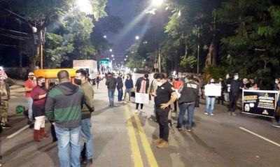 Gremios piden que se garanticen los derechos al trabajo y a la libertad - Nacionales - ABC Color