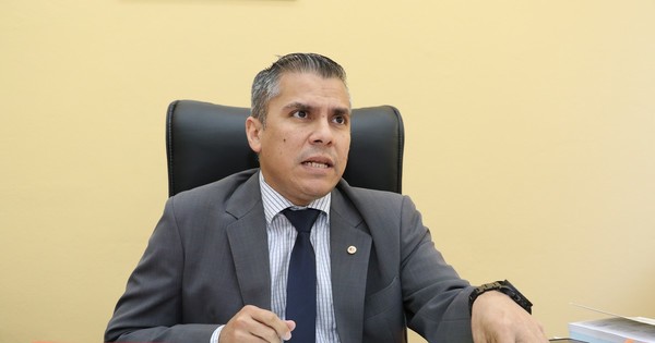 La Nación / “Crédito político” de Abdo se redujo con dos intentos de juicio político, dice apoderado de la ANR