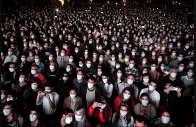 Experimento Covid en Barcelona: 5.000 personas fueron a un recital “controlado” y no hubo un contagio masivo - ADN Digital