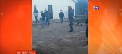 Disturbios en la municipalidad de Independencia deja un herido de bala | Noticias Paraguay