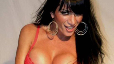 Crónica / [VIDEO] Electra se hartó que loperro le manden fotos de su "matraca"