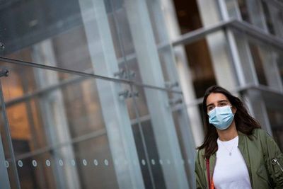 EE.UU. dice que su población vacunada puede ir sin mascarilla en exteriores - Mundo - ABC Color