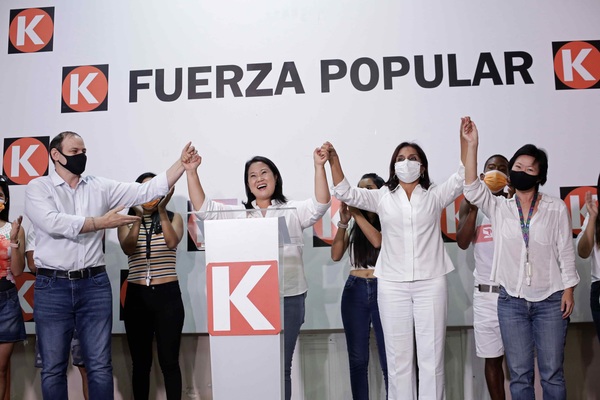 El 75 % de las empresas opta por aplazar las inversiones en Perú ante el ruido electoral - MarketData