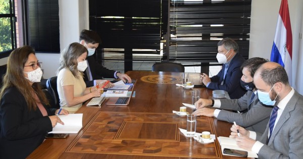 La Nación / Embajador de Argentina se compromete para mayor celeridad en relación comercial