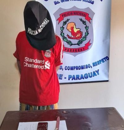Detienen a delincuente tras robar celular a pasajera