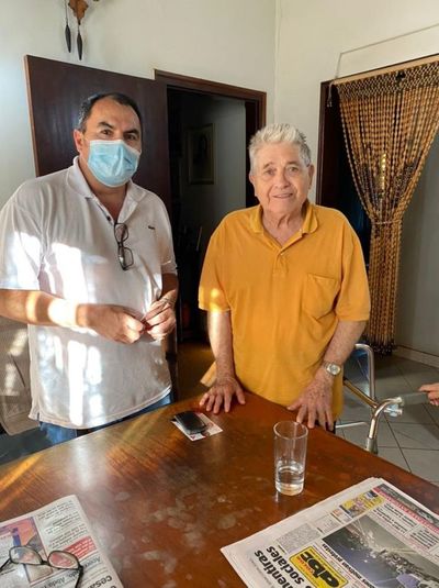 Internas ANR: Hugo Rodríguez visitó al ex intendente Dr. Dionisio Avila Orue