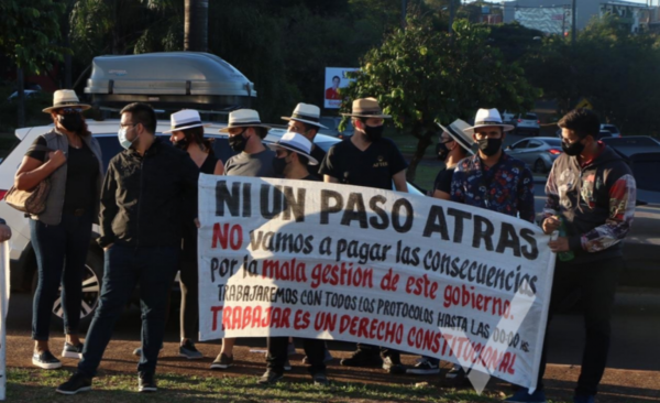 Diario HOY | Gobernador rechaza restricciones y sale en favor de los trabajadores