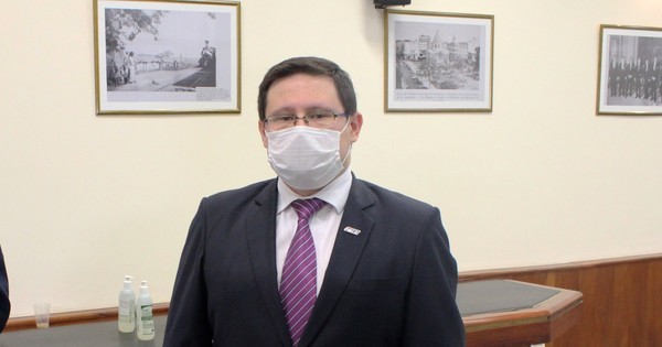 La Nación / “CADEP debería retractarse”, afirma viceministro de Tributación