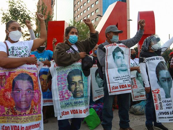 México: Otra orden de arresto para ex jefe del caso Ayotzinapa