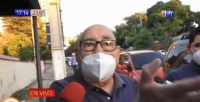 Descontento y enojo: Fueron agendados, pero no vacunados | Noticias Paraguay