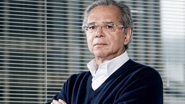 Guedes acusó a China de inventar el coronavirus y fabricar una vacuna poco efectiva