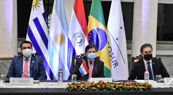 Paraguay ratifica apuesta al diálogo y pide respetar textos fundacionales del Mercosur
