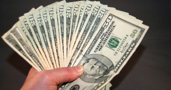 La Nación / El dólar avanza frente a mayoría de las monedas