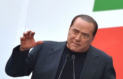 La hospitalización de Berlusconi obliga a aplazar su juicio por corrupción - Mundo - ABC Color