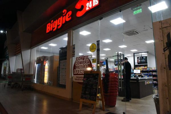 60 patrulleras en 60 tiendas: Cadena Biggie denuncia 'cierre arbitrario' de sus locales