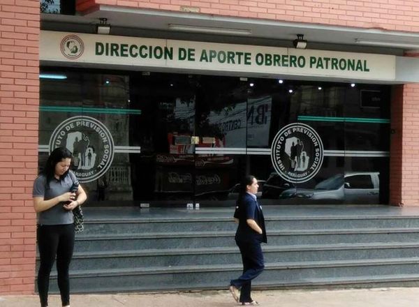 IPS investiga a 6.000 empresas por denuncias anónimas de fraude y anuncia que podría haber sanciones - Nacionales - ABC Color