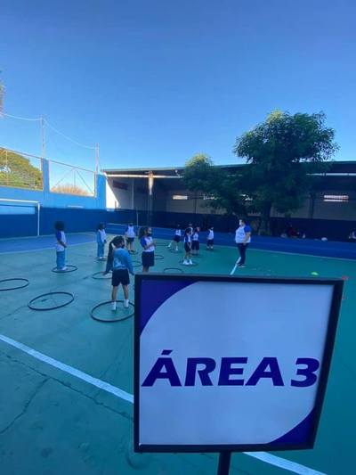 Piden que docentes sean prioridad en el esquema de vacunación