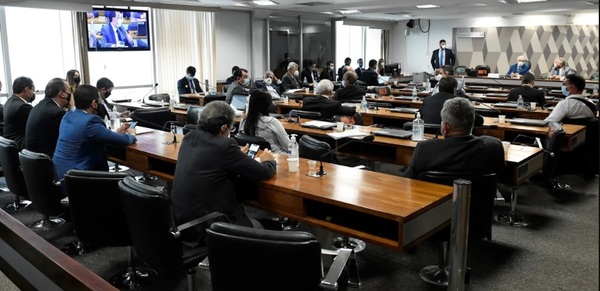 El Jefe de Gabinete del gobierno brasileño admitió que se vacunó “a escondidas” de Jair Bolsonaro - ADN Digital
