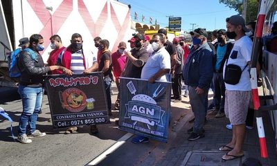 Lomiteros no acataron restricciones pero no había tantos clientes